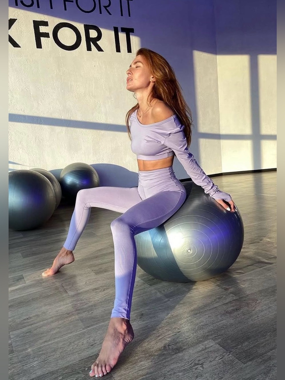 Designed for Fitness Lavender Crop Top & Leggings Activewear Set - S - Picture 2 of 15